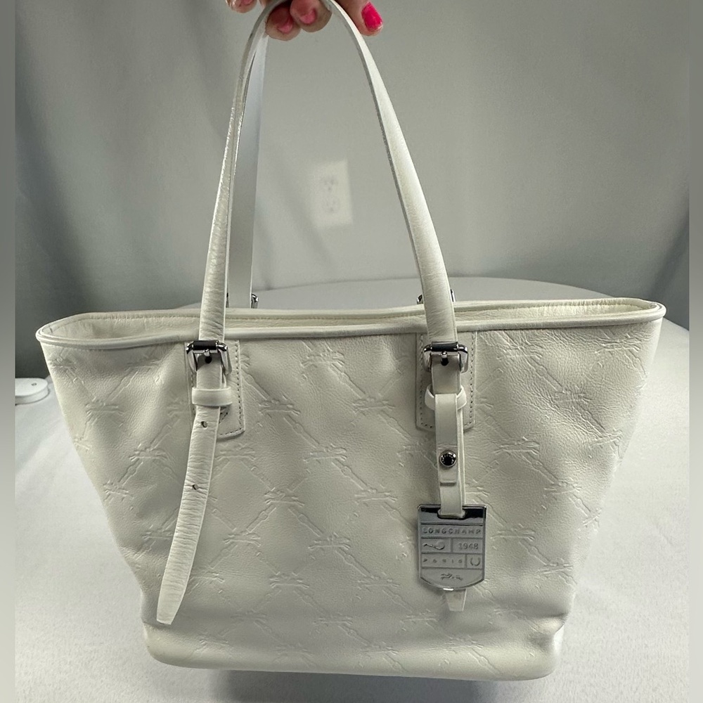 Longchamp • LM Cuir Embossed Logo Metal Luggage Tag White Double Shoulder RARE - Picture 3 of 14